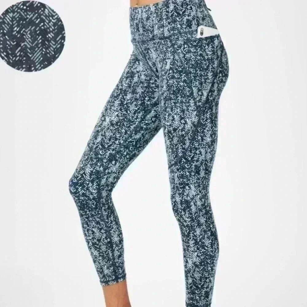 Sweaty Betty 7/8 Length “The Power” Blue Patterned Leggings Size XXS